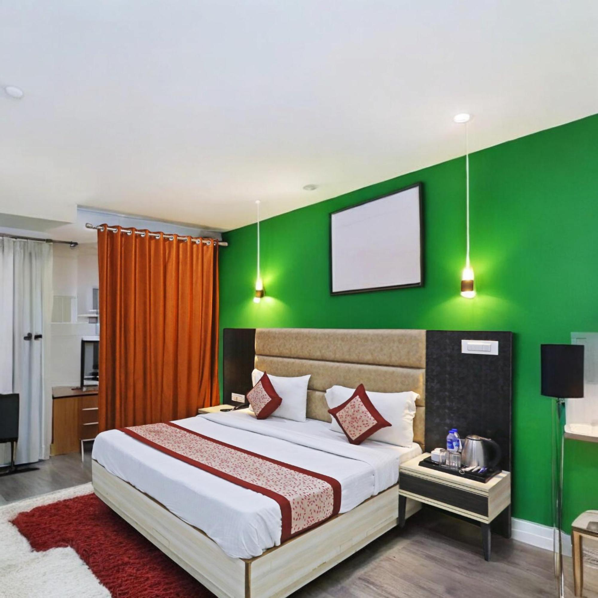 Hotel Almora Sky Near By Delhi International Airport With - Free Airport Pickup And Drop Nueva Delhi Exterior foto